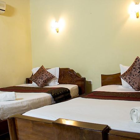 Royal Guest House Phnom-Penh Buitenkant foto