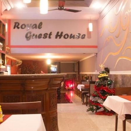 Royal Guest House Phnom-Penh Buitenkant foto