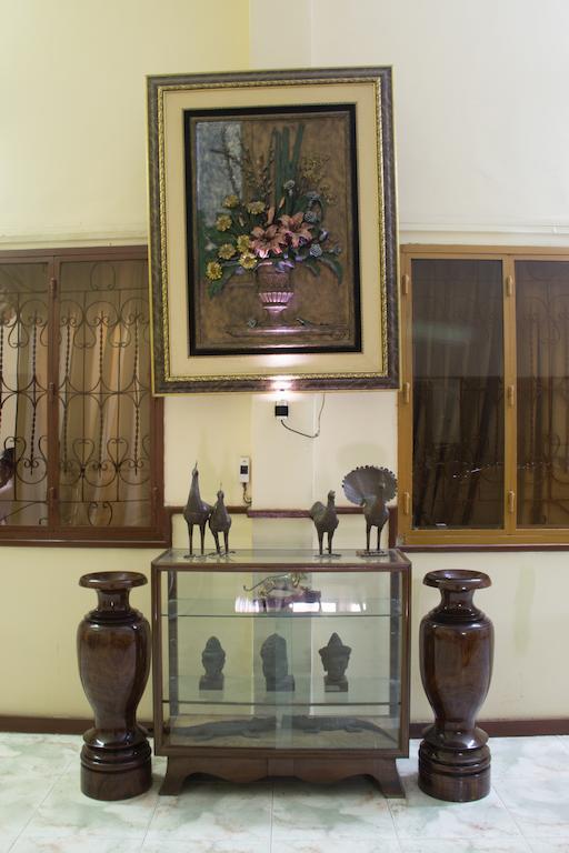 Royal Guest House Phnom-Penh Buitenkant foto