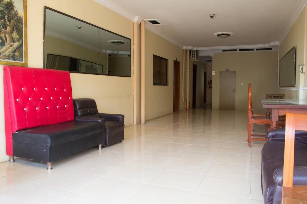 Royal Guest House Phnom-Penh Buitenkant foto
