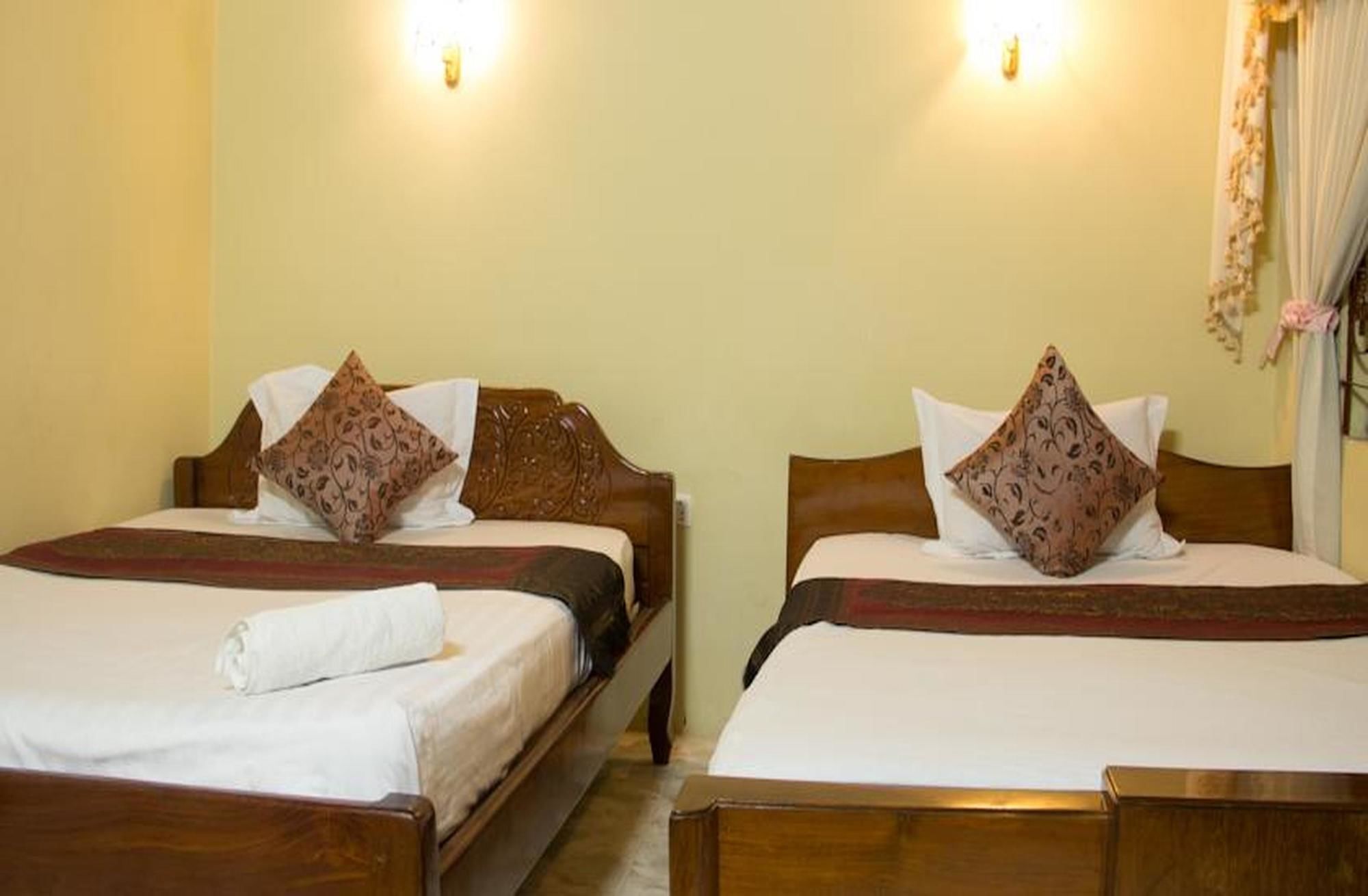 Royal Guest House Phnom-Penh Buitenkant foto