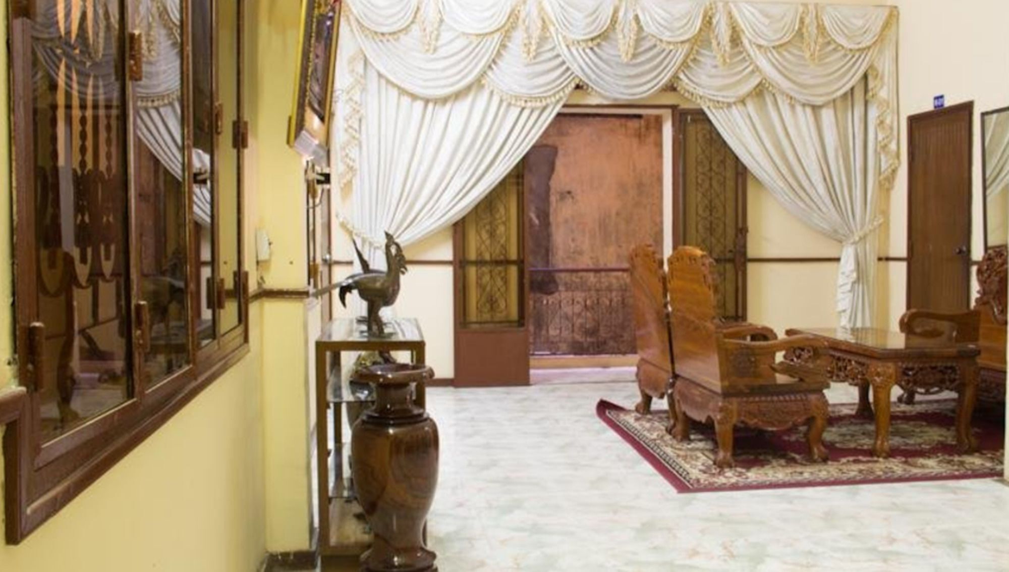 Royal Guest House Phnom-Penh Buitenkant foto